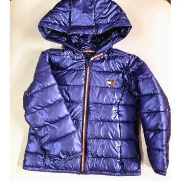 Tommy Hilfiger striukės mergaitei Tommy Hilfiger striukės mergaitei
